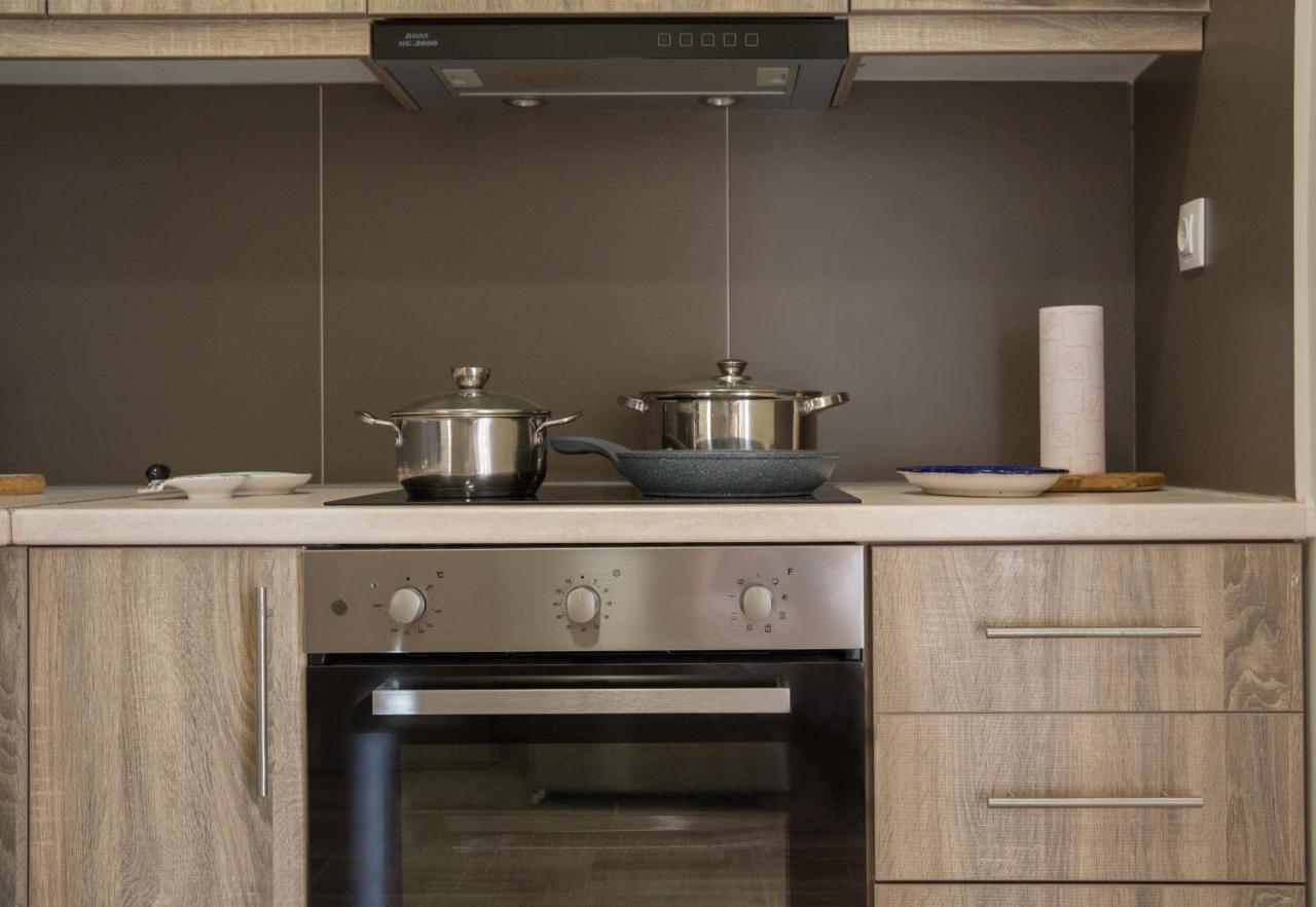 אתונה Cosy Apartment With Terrace Near Metro Station מראה חיצוני תמונה